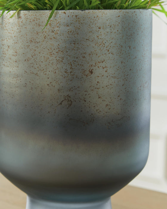 Pennmore Vase - alternate view 4