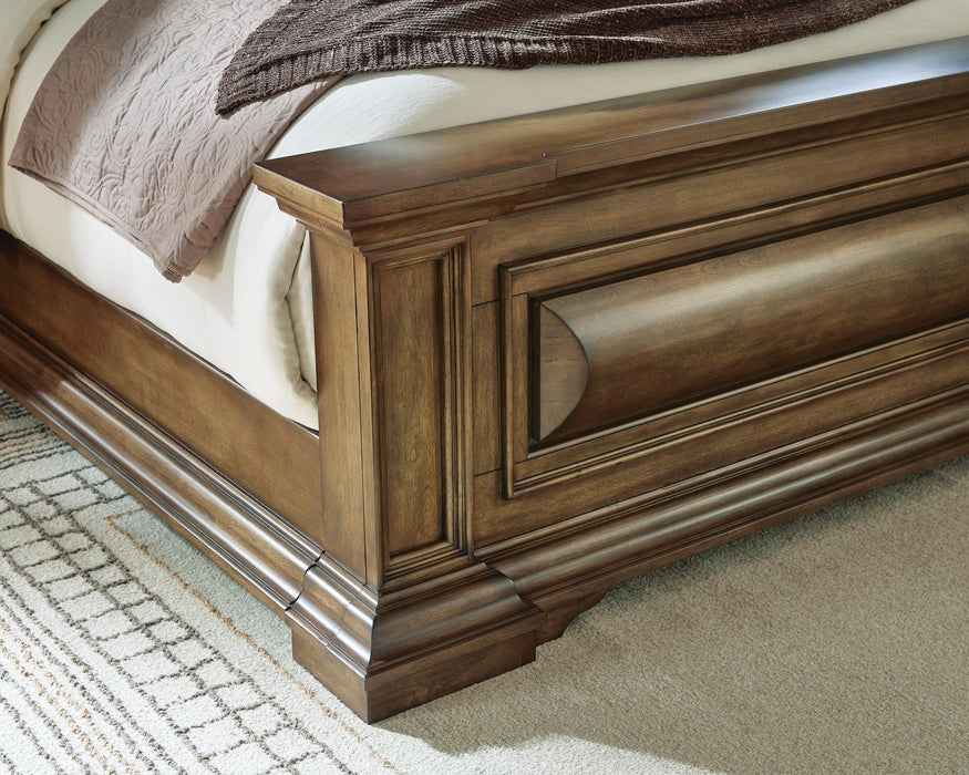 Frantanna King Panel Bed - alternate view 6