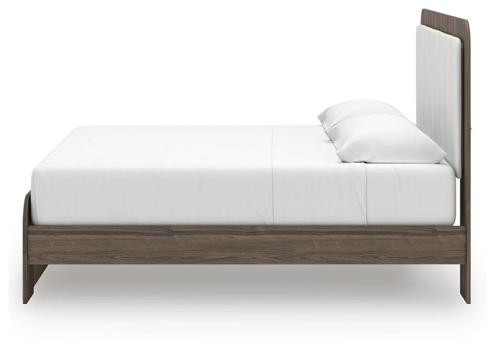 Kendanport King Upholstered Bed - alternate view 10