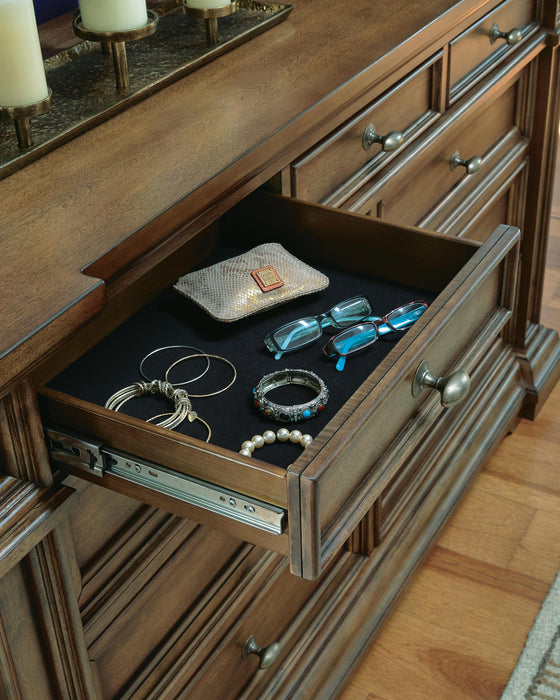 Frantanna Dresser and Mirror - alternate view 5