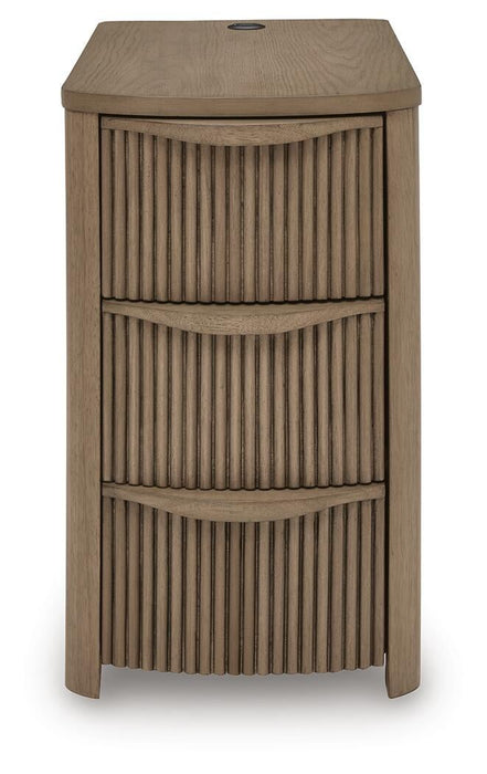Camdill Chair Side End Table - alternate view 4