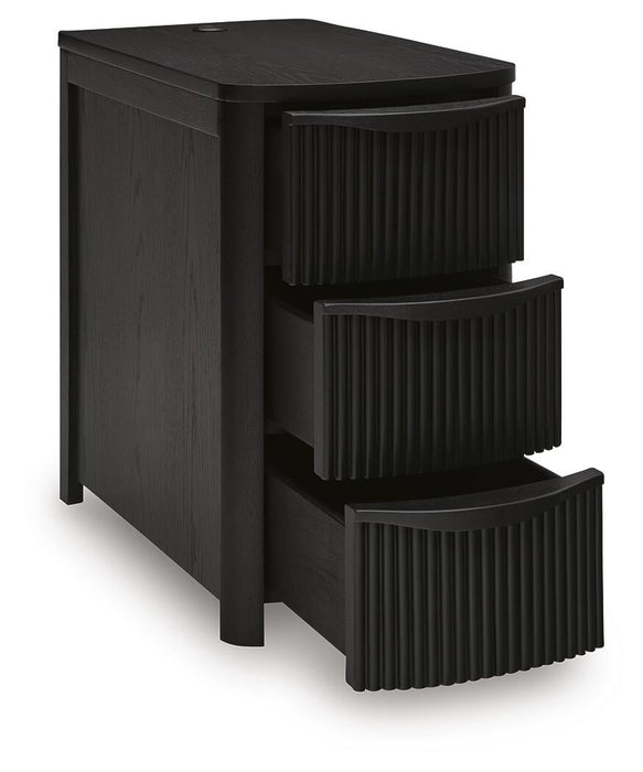 Camdill Chair Side End Table - alternate view 3