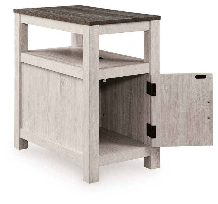 Fendenmore Chair Side End Table - alternate view 3