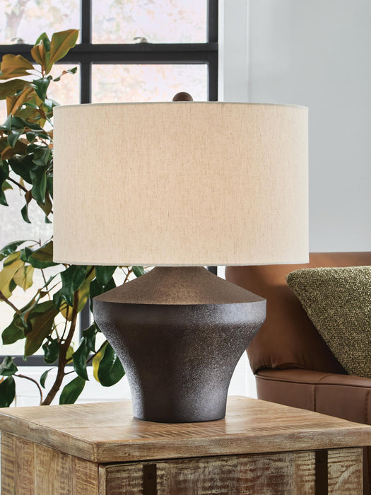 Dolanham Metal Table Lamp (1/CN)