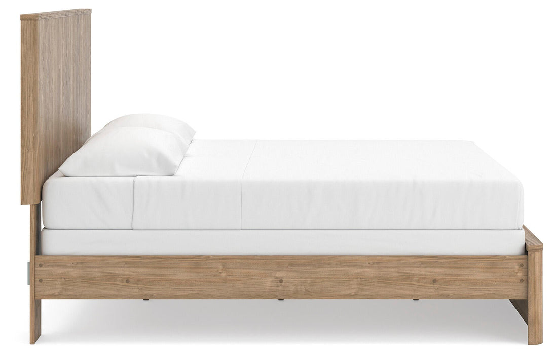 Gramburg King Panel Bed - alternate view 9