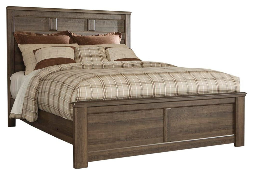 Juararo California King Panel Bed with Mirrored Dresser, Chest and Nightstand - alternate view 7