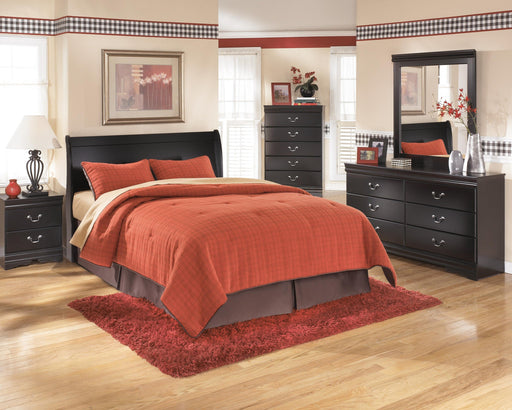Huey Vineyard Queen Sleigh Headboard Bed with Mirrored Dresser, Chest and Nightstand - alternate view 2