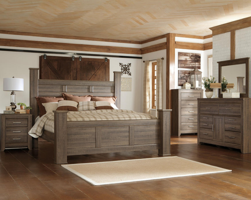 Juararo King Poster Bed with Mirrored Dresser, Chest and Nightstand - alternate view 2