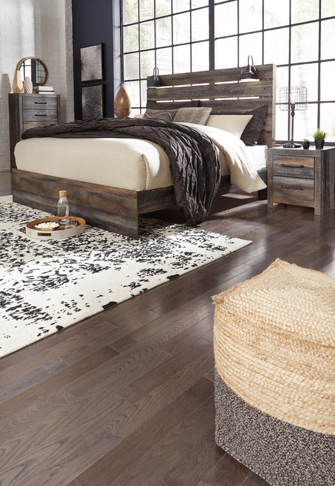 Drystan King Panel Bed with Mirrored Dresser - alternate view 2