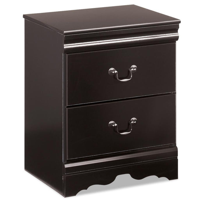 Huey Vineyard Queen Sleigh Bed with Mirrored Dresser, Chest and Nightstand - alternate view 6