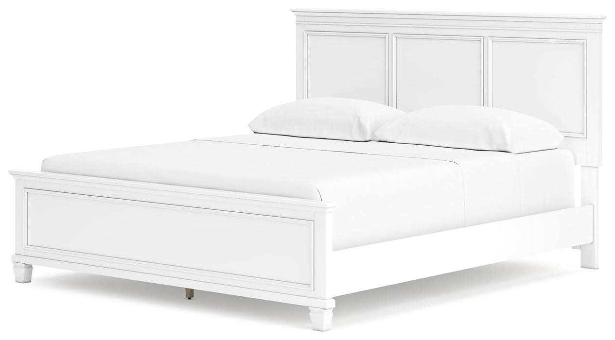 Fortman California King Panel Bed with Mirrored Dresser, Chest and Nightstand - alternate view 15