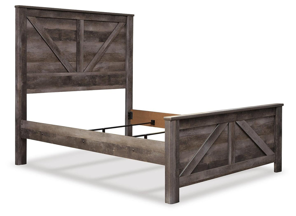 Wynnlow Queen Crossbuck Panel Bed with Mirrored Dresser, Chest and Nightstand - alternate view 5