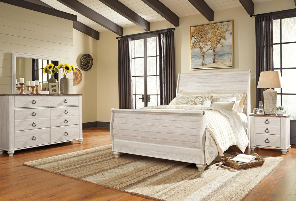 Willowton Queen Sleigh Bed with Mirrored Dresser and Nightstand - alternate view 2