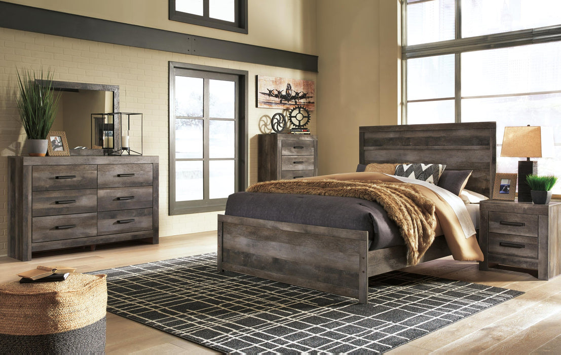 Wynnlow Queen Panel Bed with Mirrored Dresser, Chest and Nightstand - alternate view 2