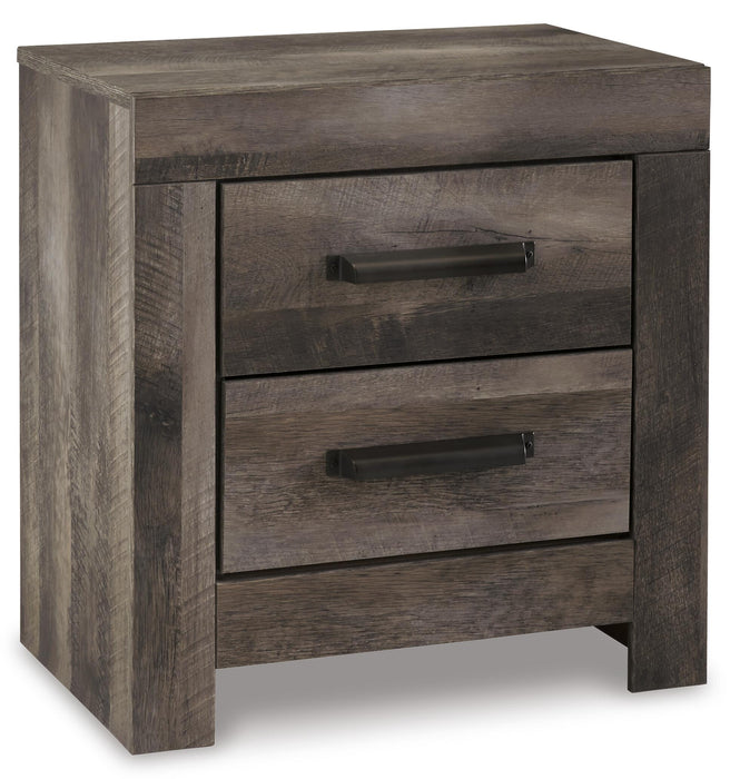 Wynnlow Queen Panel Bed with Mirrored Dresser, Chest and Nightstand - alternate view 6