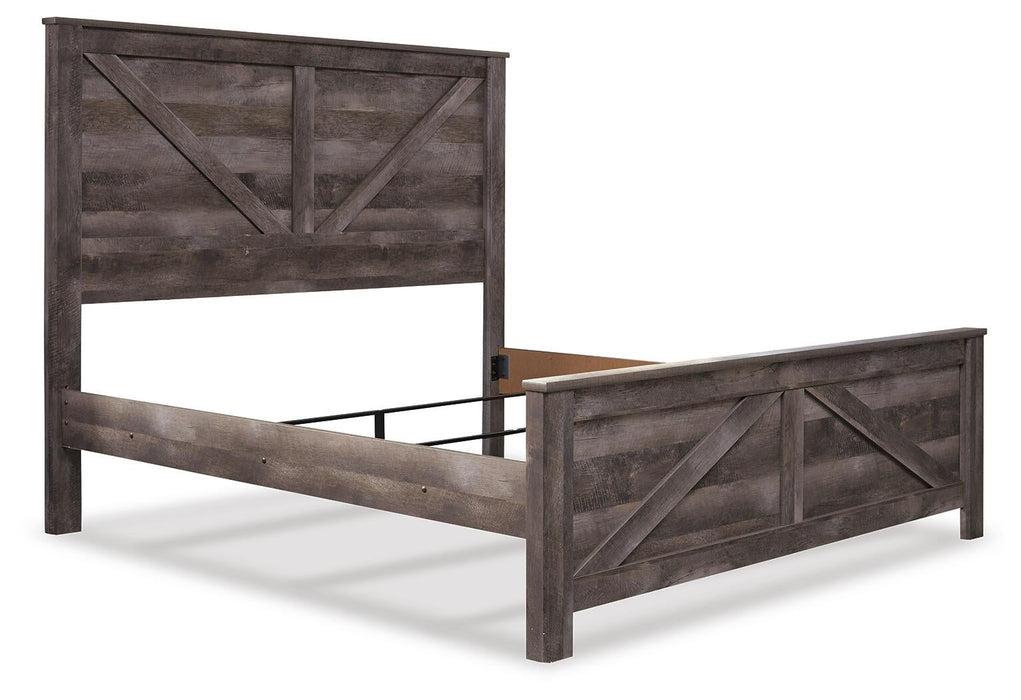 Wynnlow King Crossbuck Panel Bed with Mirrored Dresser, Chest and Nightstand - alternate view 5