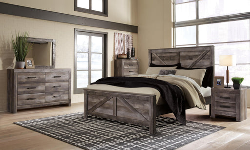 Wynnlow King Crossbuck Panel Bed with Mirrored Dresser, Chest and Nightstand - alternate view 2