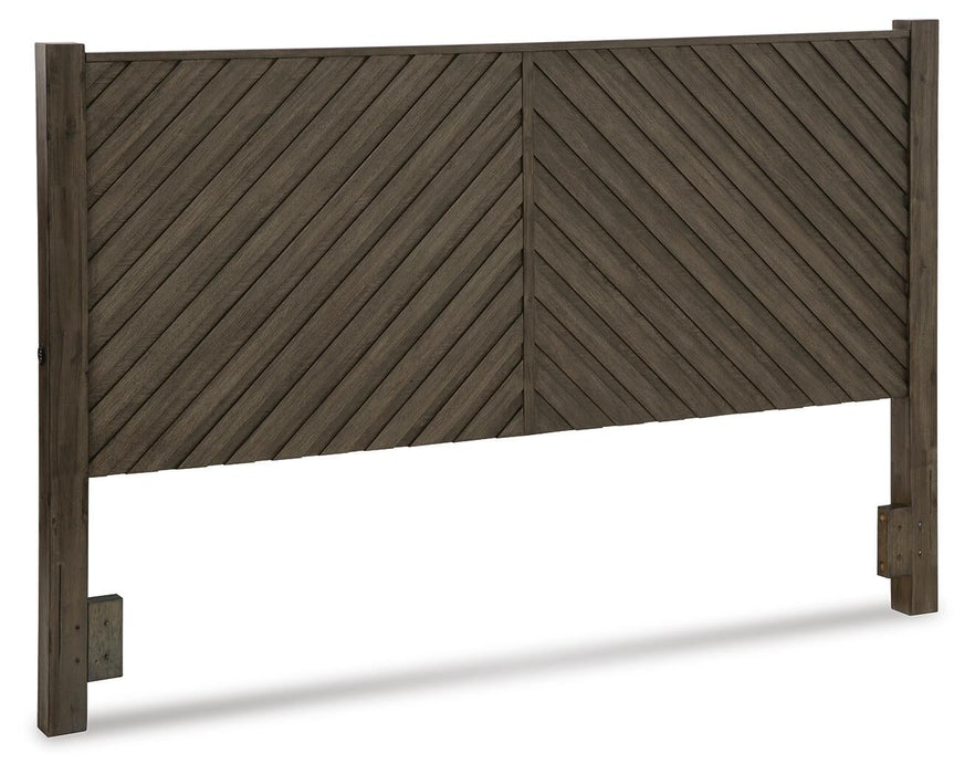 Arkenton King Panel Bed with Mirrored Dresser - alternate view 6