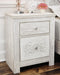Paxberry Queen Panel Bed with Mirrored Dresser and Nightstand - alternate view 7