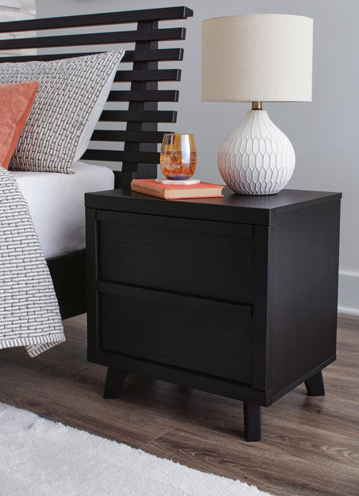Danziar Queen Panel Bed, Dresser, Mirror and Nightstand - alternate view 15