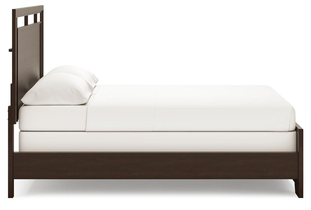 Covetown California King Panel Bed with Mirrored Dresser - alternate view 12