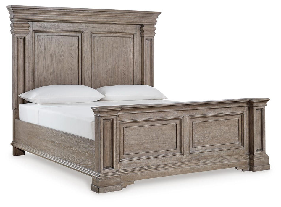 Blairhurst King Panel Bed with Mirrored Dresser and Nightstand - alternate view 4