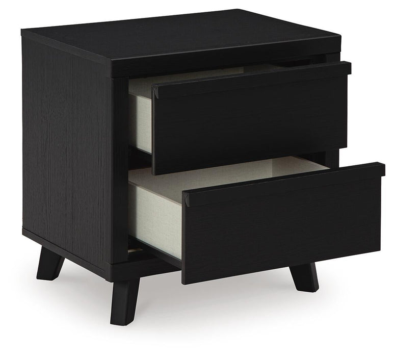 Danziar Queen Panel Headboard, Dresser, Mirror, Chest and Nightstand - alternate view 10