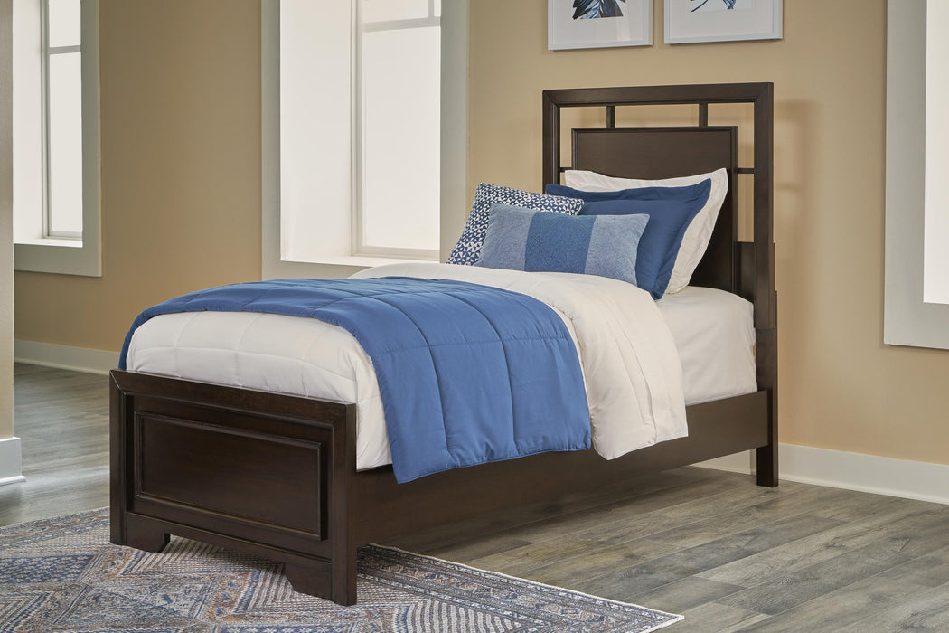 Covetown Twin Panel Bed with Mirrored Dresser and Nightstand - alternate view 10