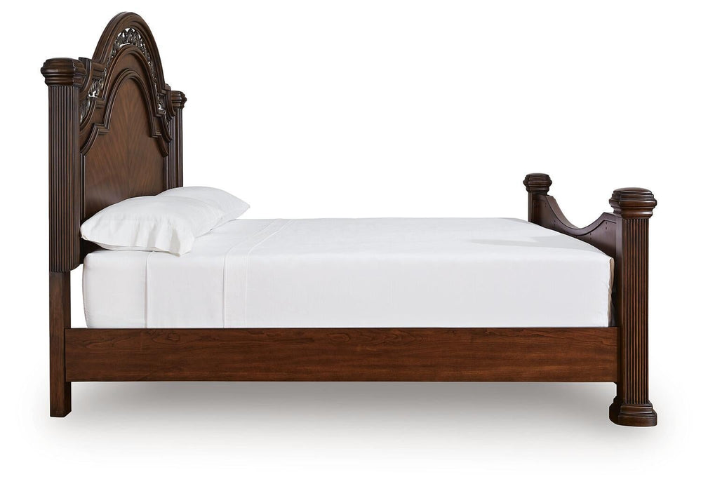 Lavinton King Poster Bed with Mirrored Dresser - alternate view 9