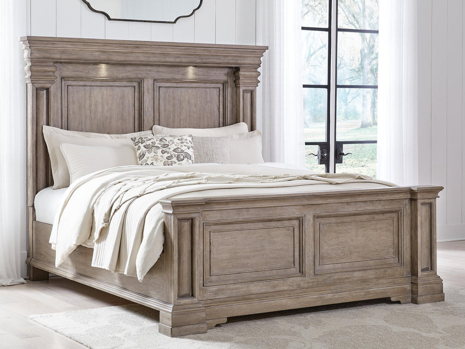 Blairhurst Queen Panel Bed with Mirrored Dresser - alternate view 8