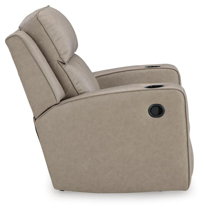 Lavenhorne Sofa, Loveseat and Recliner - alternate view 24