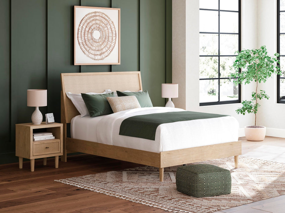 Cielden Queen Panel Bed with Mirrored Dresser, Chest and Nightstand - alternate view 31