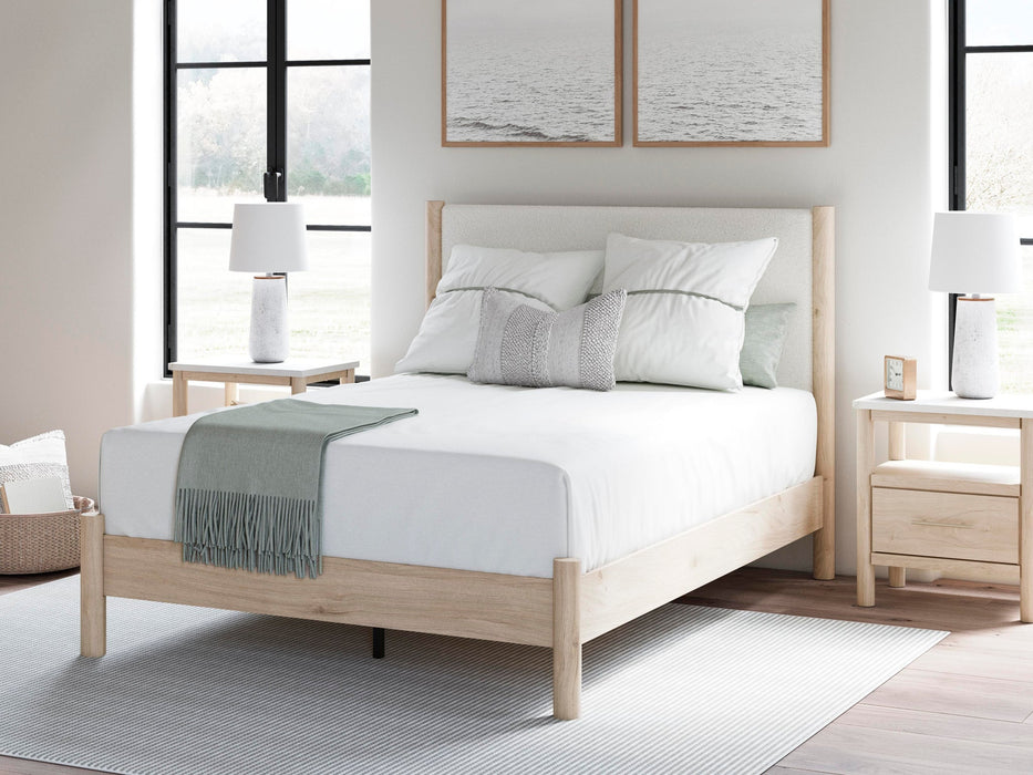 Cadmori Queen Upholstered Panel Bed with Mirrored Dresser - alternate view 14