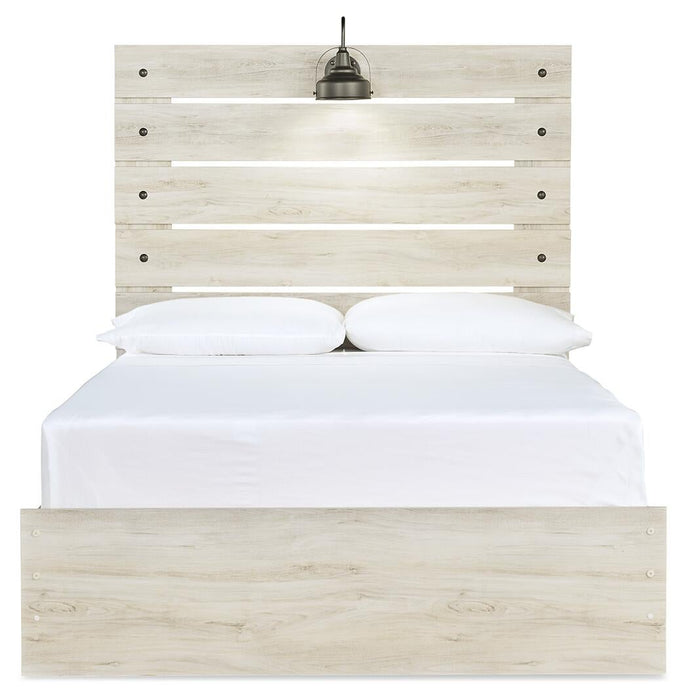 Cambeck Full Panel Bed with Mirrored Dresser and Nightstand - alternate view 6