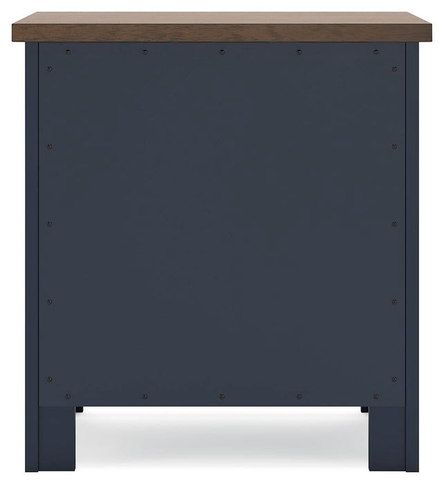 Landocken Full Panel Bed, Dresser, Mirror, Chest and Nightstand - alternate view 19