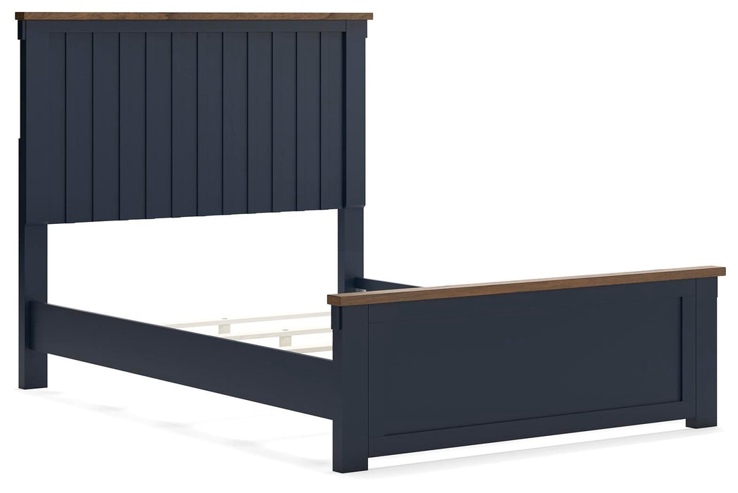 Landocken Full Panel Bed, Dresser, Mirror and Nightstand - alternate view 9