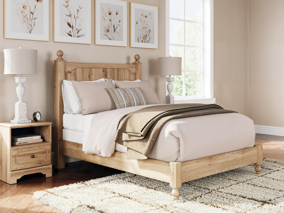 Galletyn Full Panel Bed with Mirrored Dresser - alternate view 14