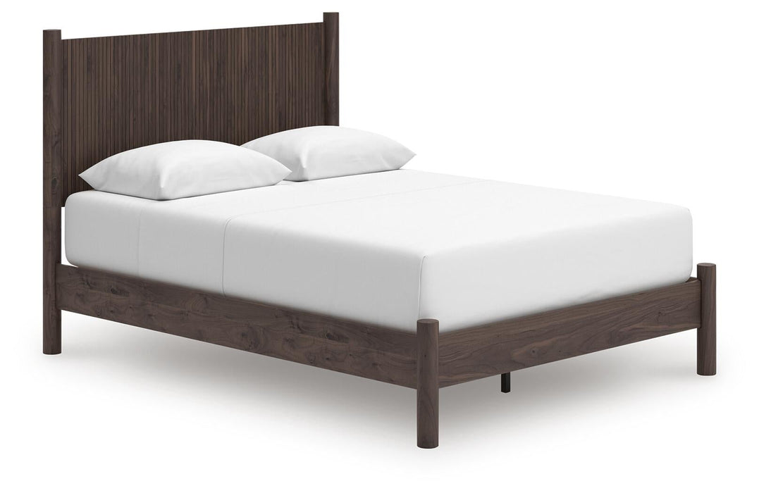 Cadmori Queen Panel Platform Bed, Dresser and Mirror - alternate view 8