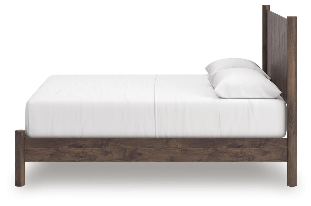Cadmori Queen Panel Platform Bed, Dresser and Mirror - alternate view 11