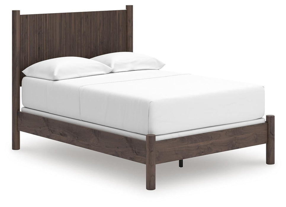 Cadmori Queen Panel Bed, Dresser and Mirror - alternate view 3