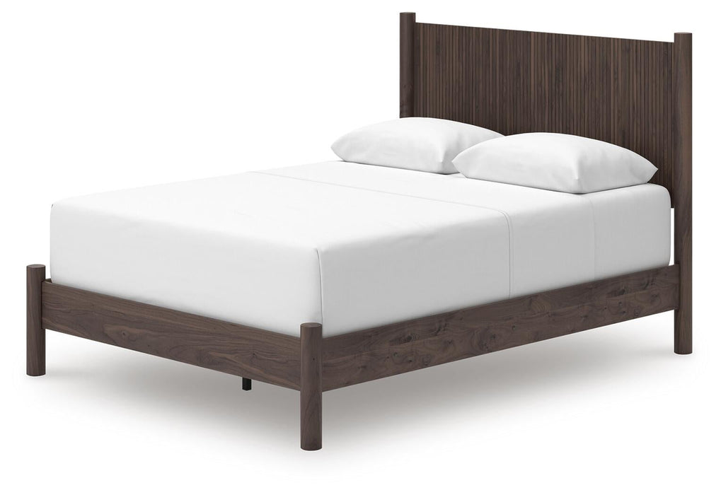 Cadmori Queen Panel Bed, Dresser, Mirror, Chest and Nightstand - alternate view 4