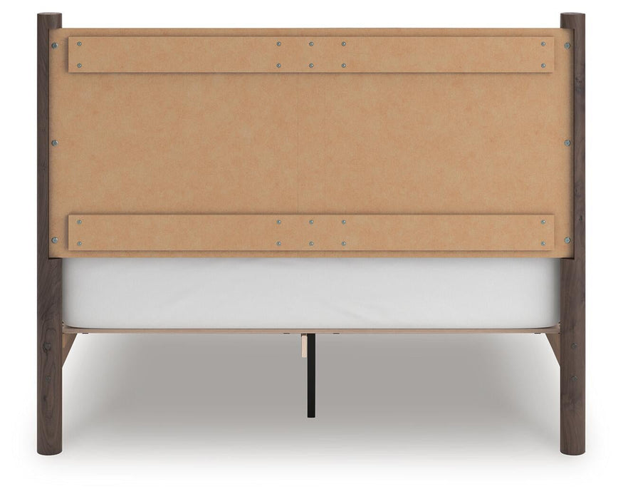 Cadmori Queen Panel Platform Bed, Dresser, Mirror, Chest and Nightstand - alternate view 15