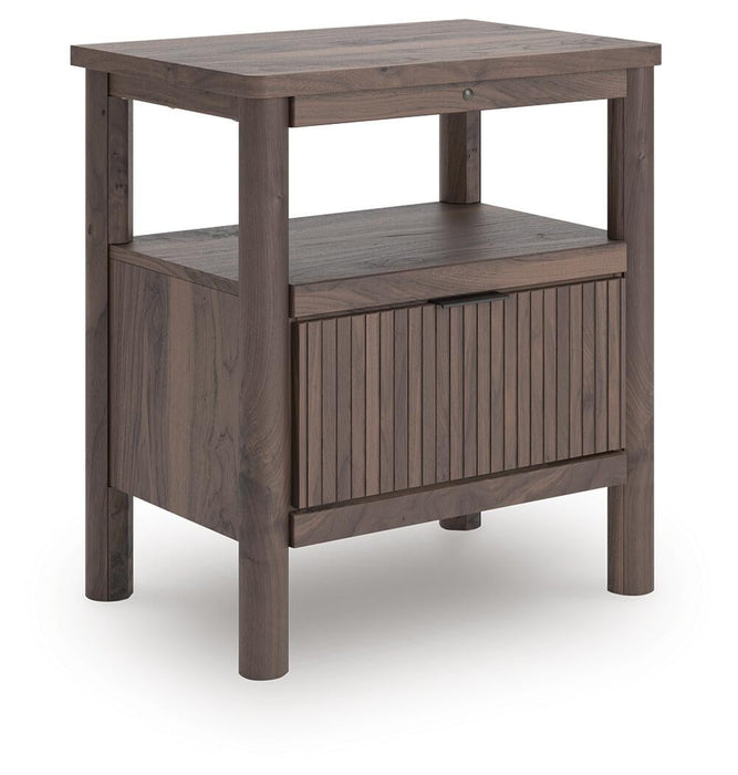 Cadmori Queen Panel Platform Bed, Dresser, Mirror, Chest and Nightstand - alternate view 18