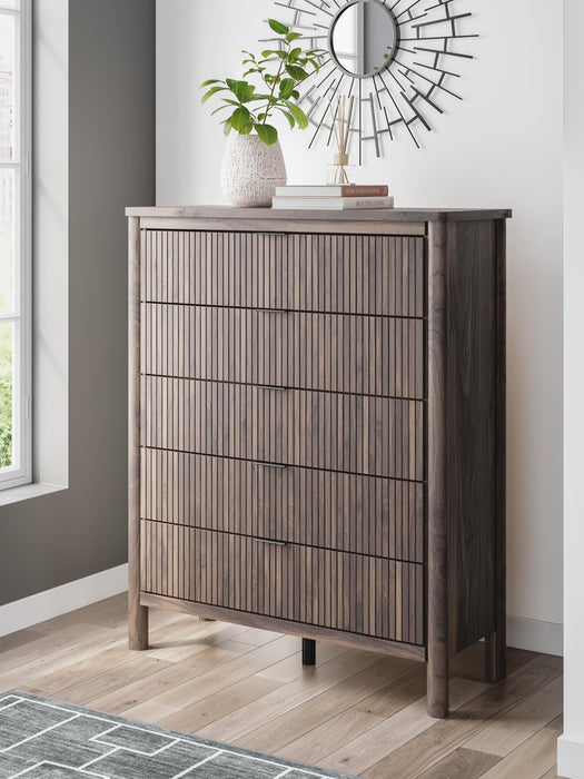 Cadmori Queen Panel Platform Bed, Dresser, Mirror, Chest and Nightstand - alternate view 22