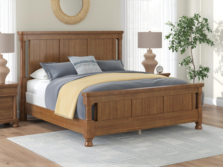 Chadworth King Poster Bed with Mirrored Dresser - alternate view 11