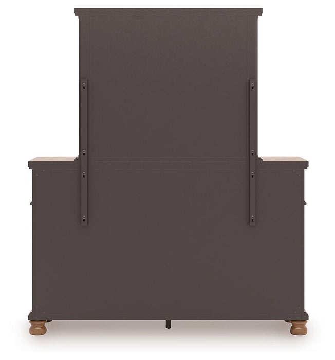 Chadworth Queen Poster Bed with Mirrored Dresser - alternate view 5