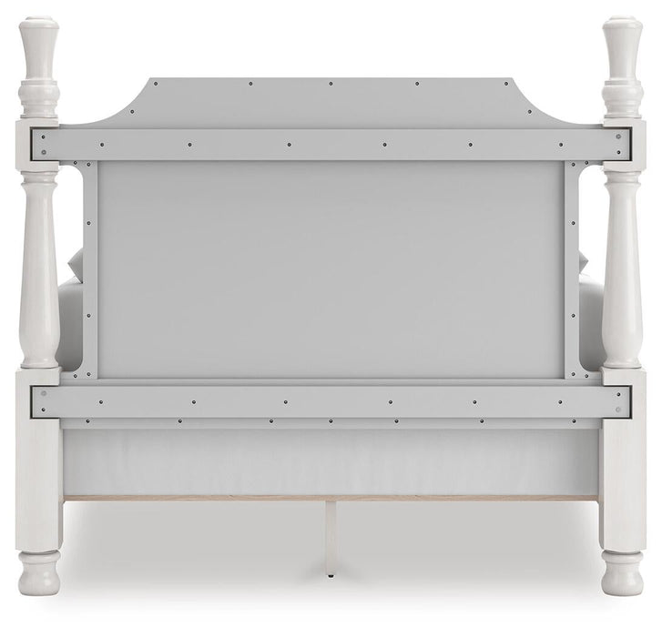 Chadworth Queen Poster Bed, Dresser and Mirror - alternate view 9