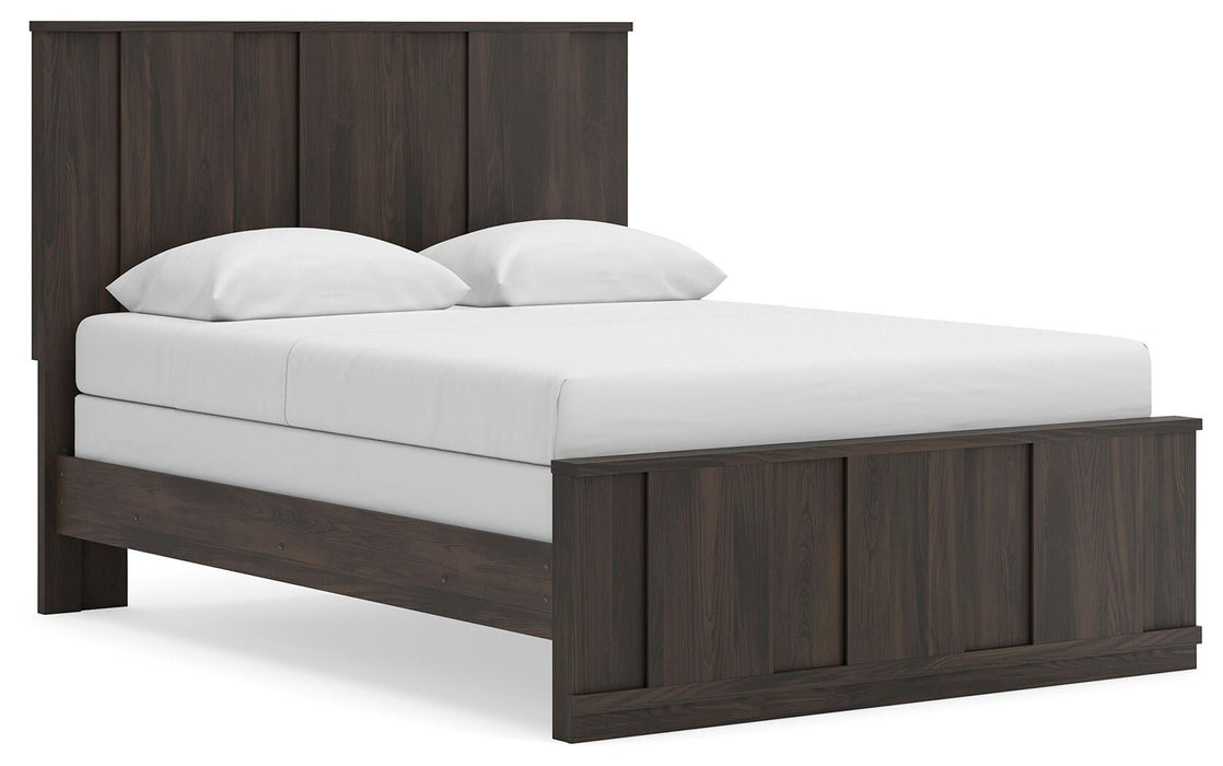 Jadiston Queen Panel Bed, Dresser and Mirror - alternate view 3